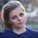 Grace L. — AI headshot